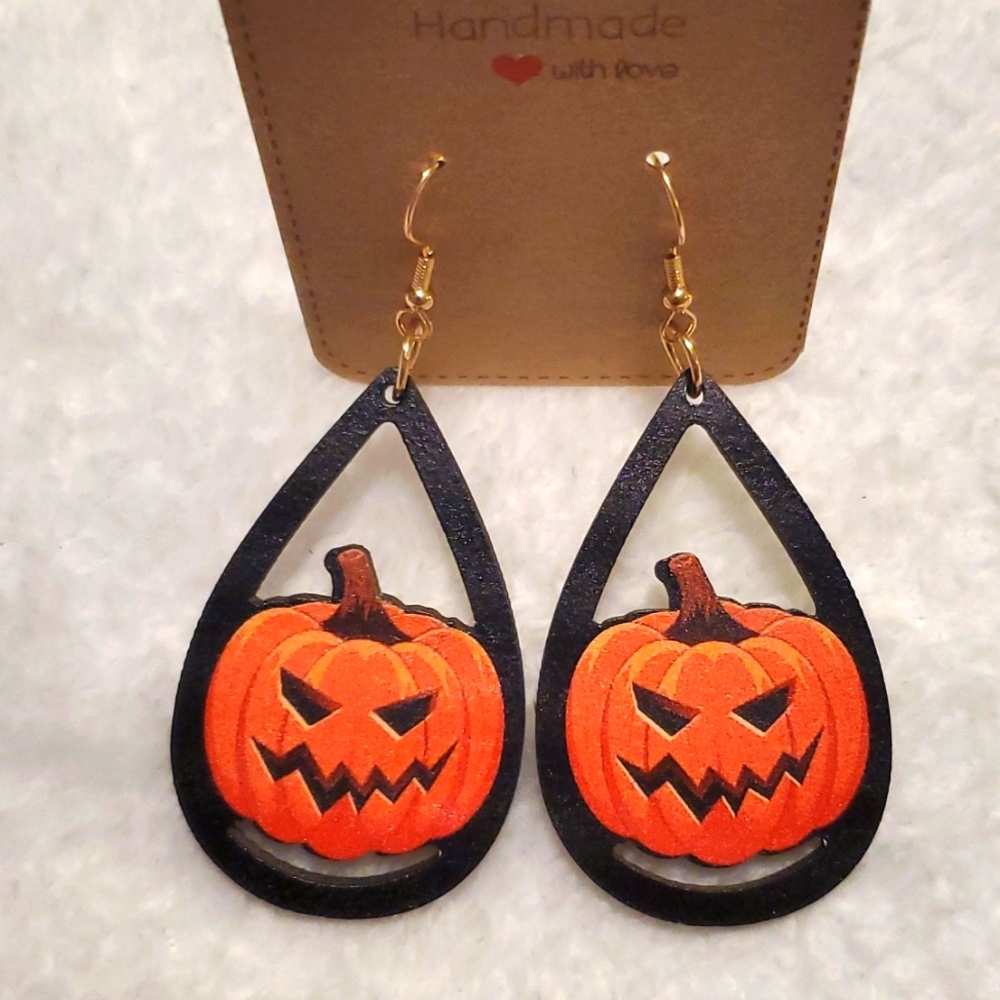 7/$10 Halloween Jack-o-lantern Wooden Earrings, New